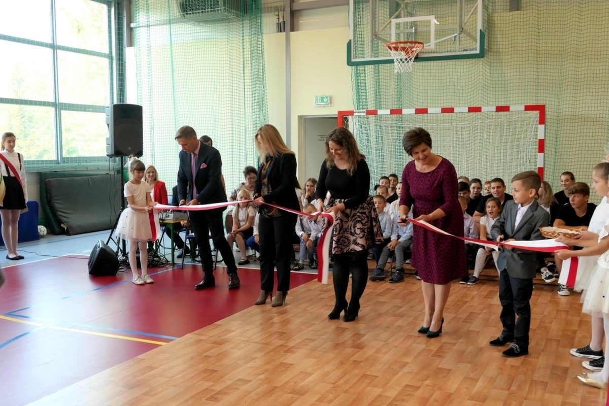 Otwarcie sali gimnastycznej w Szkole Podstawowej w Liszynie